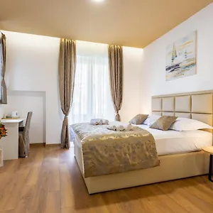 4* Gostinjska kuća Luxury Fetivi