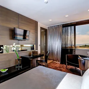 The View Luxury Отель типа 